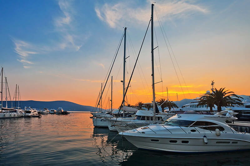 Sunset hunting in the Port of Montenegro